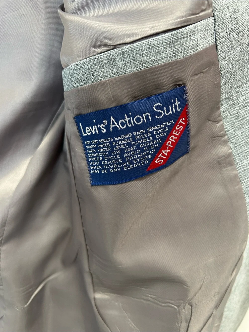 Vintage Levi’s gray Three-Piece Suit - action suit Blazer, Vest & Trousers